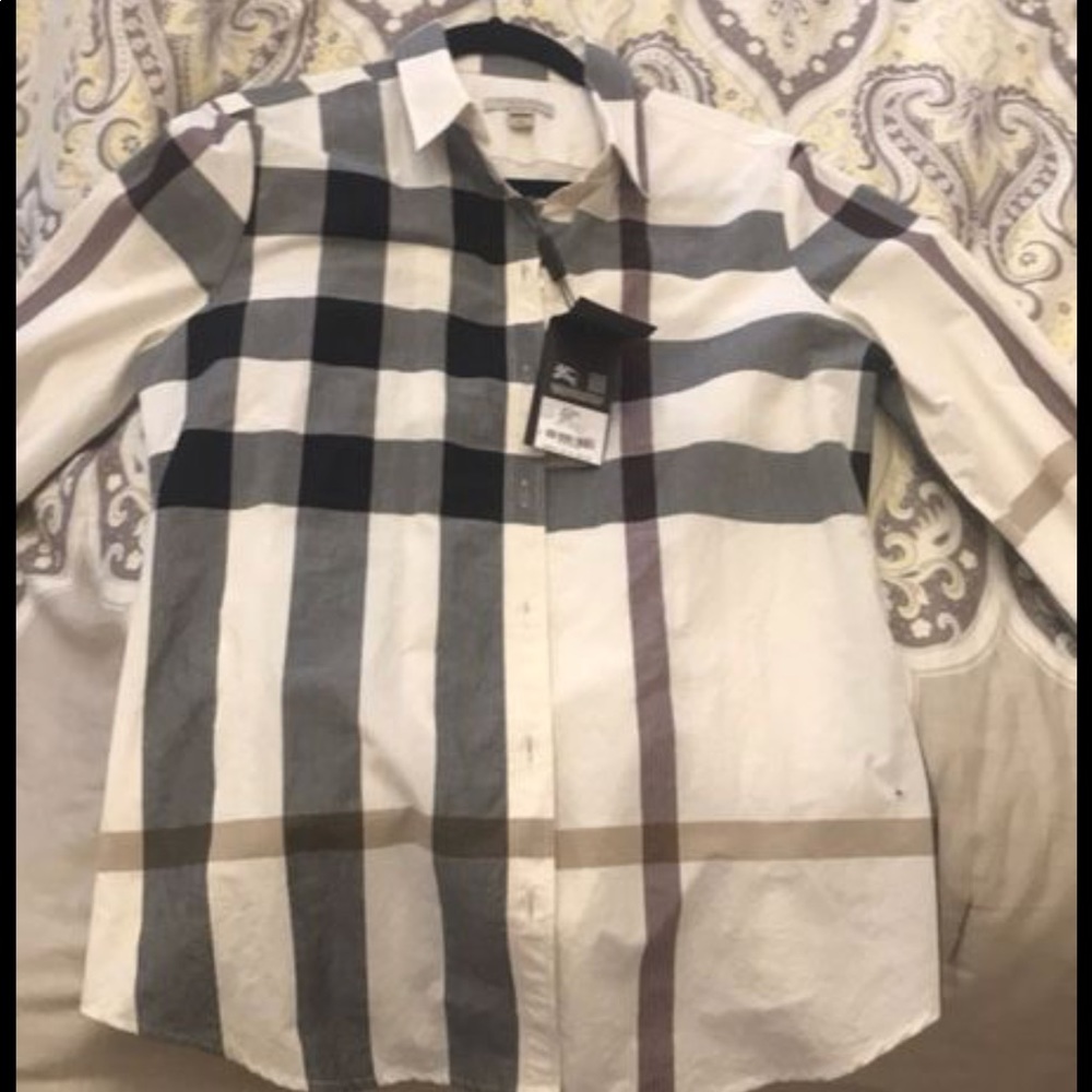 Burberry bottom up shirt brand new
